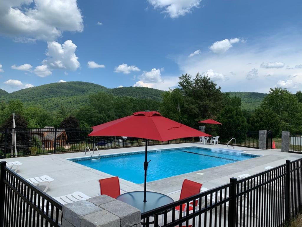 Travelodge by Wyndham Lake George NY Eksteriør billede
